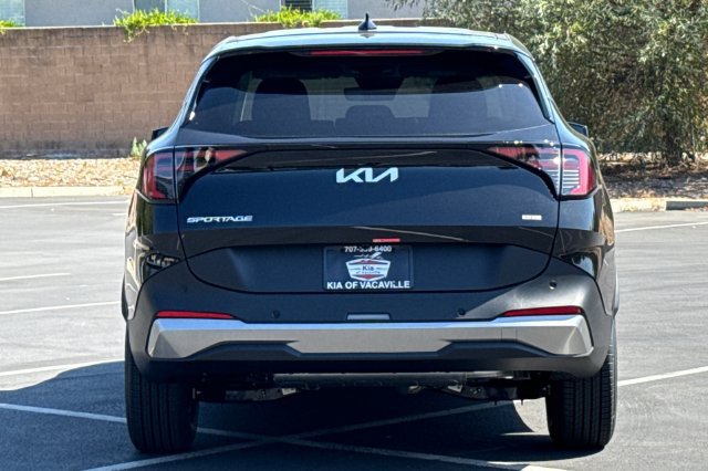New 2027 Kia Sportage LX FWD image 6