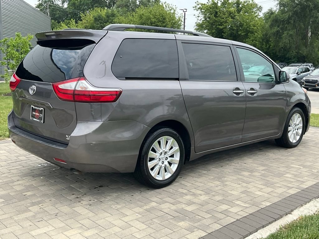 Used 2015 Toyota Sienna XLE AWD/4WD image 5