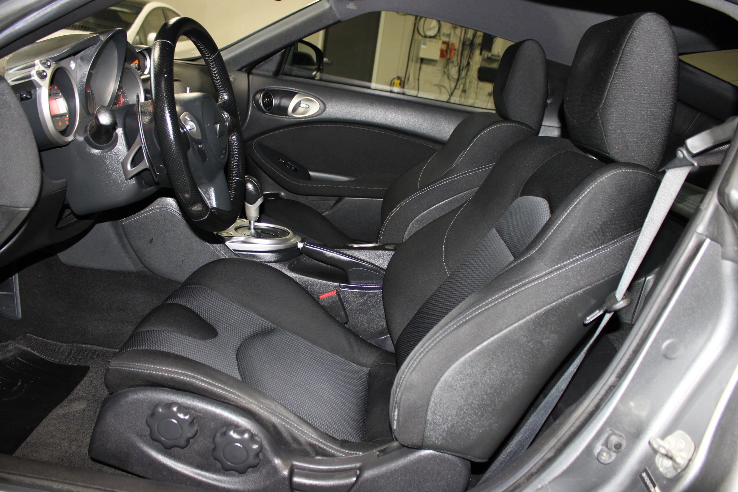 Used 2012 Nissan 370Z Coupe w/ Sport Pkg RWD image 22