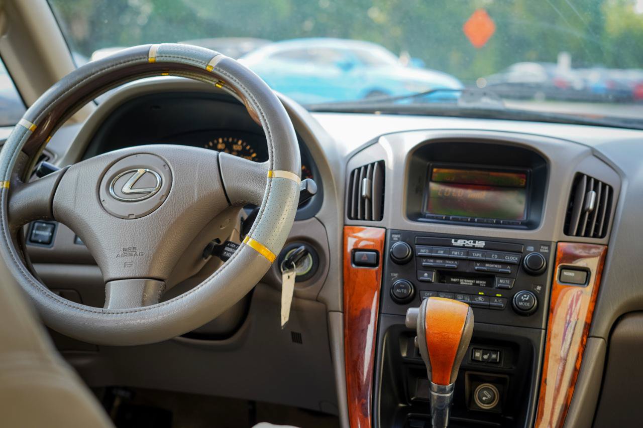 Used 2002 Lexus RX 300 4WD image 10