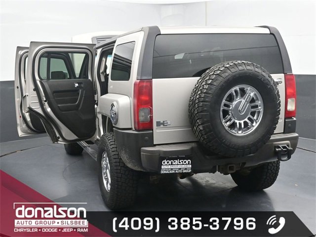 Used 2006 HUMMER H3 Luxury image 24