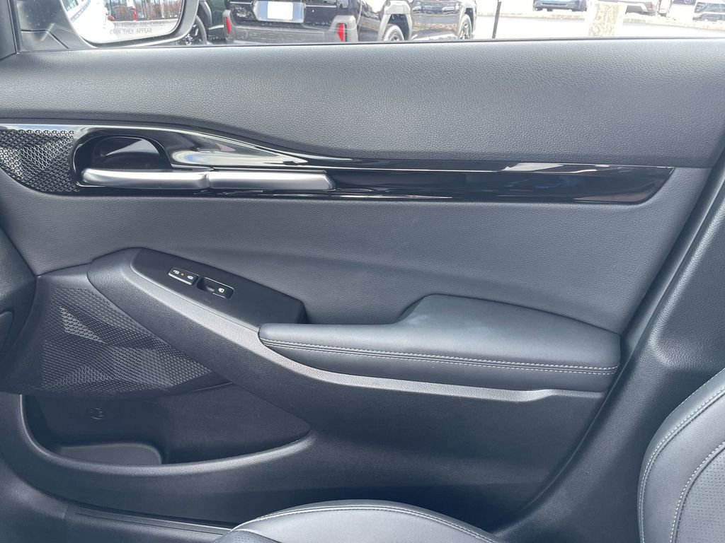 Certified 2024 Kia Seltos EX image 22