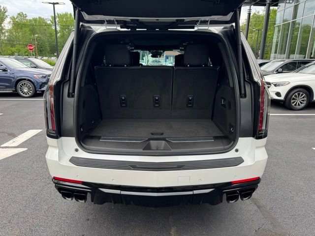 Used 2025 Cadillac Escalade V w/ LPO, ONYX Package AWD/4WD image 10