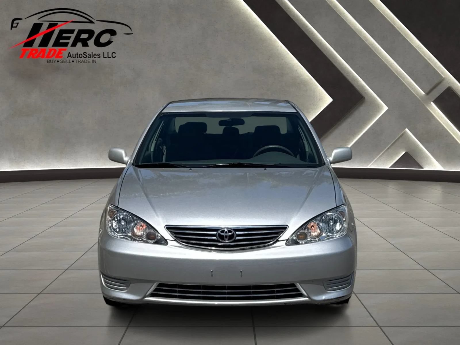 Used 2005 Toyota Camry LE FWD image 60