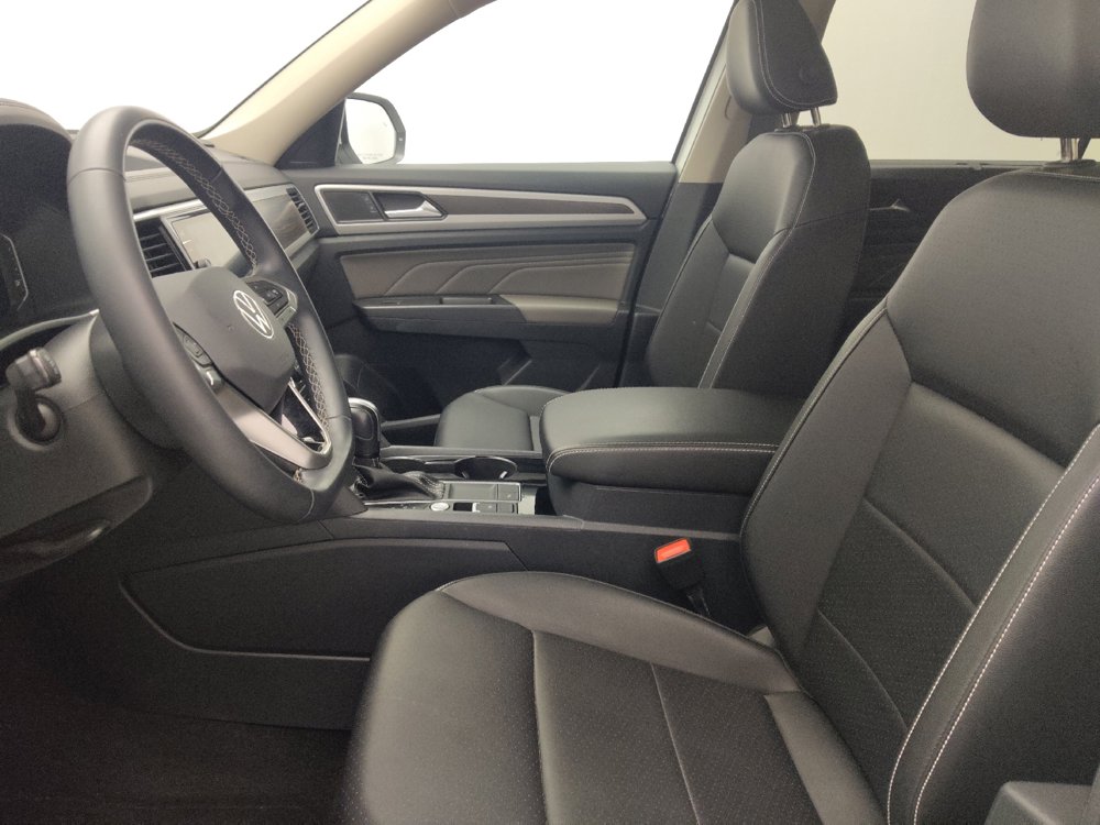 Used 2023 Volkswagen Atlas SE w/ Panoramic Sunroof Package FWD image 17