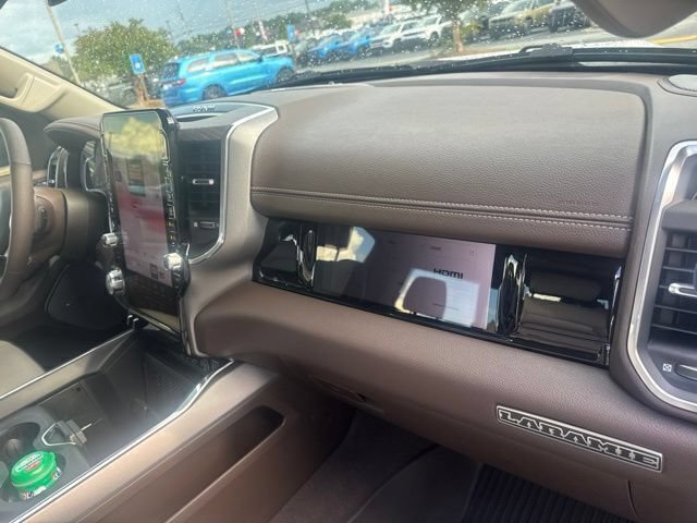 Used 2025 RAM 1500 Laramie AWD/4WD image 27