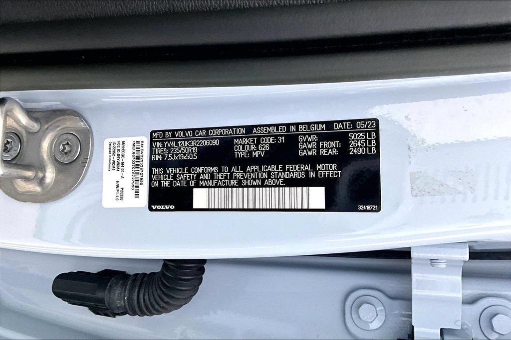 Certified 2024 Volvo XC40 B5 Core w/ Protection Package Premier AWD/4WD image 42