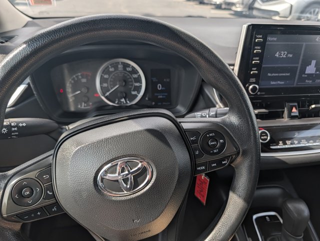 Used 2021 Toyota Corolla LE FWD image 23
