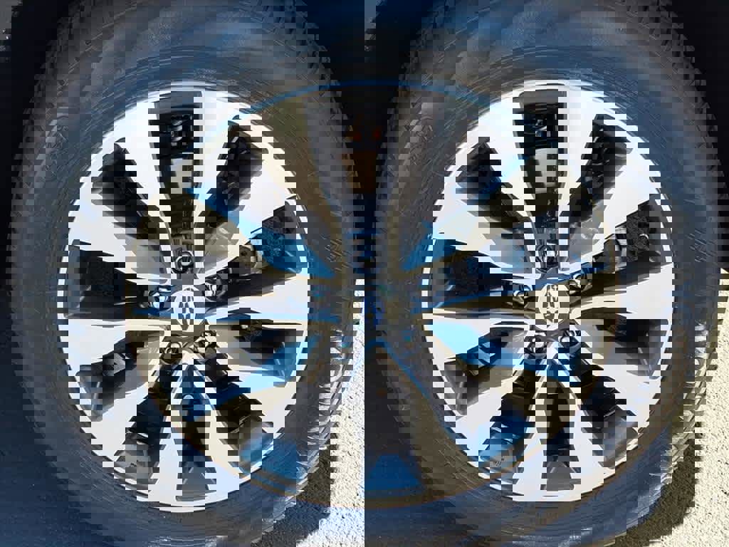 Certified 2023 Subaru Outback Limited image 12