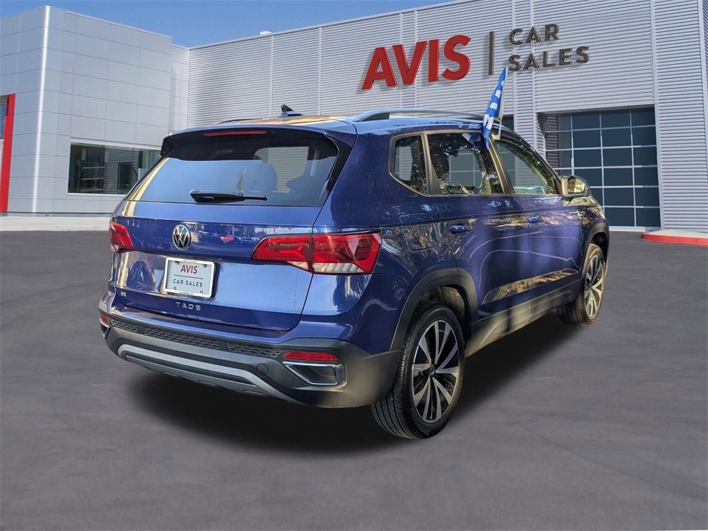 Used 2024 Volkswagen Taos SE image 6