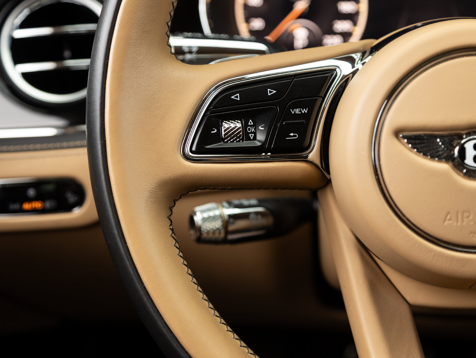 Used 2022 Bentley Flying Spur V8 AWD/4WD image 15