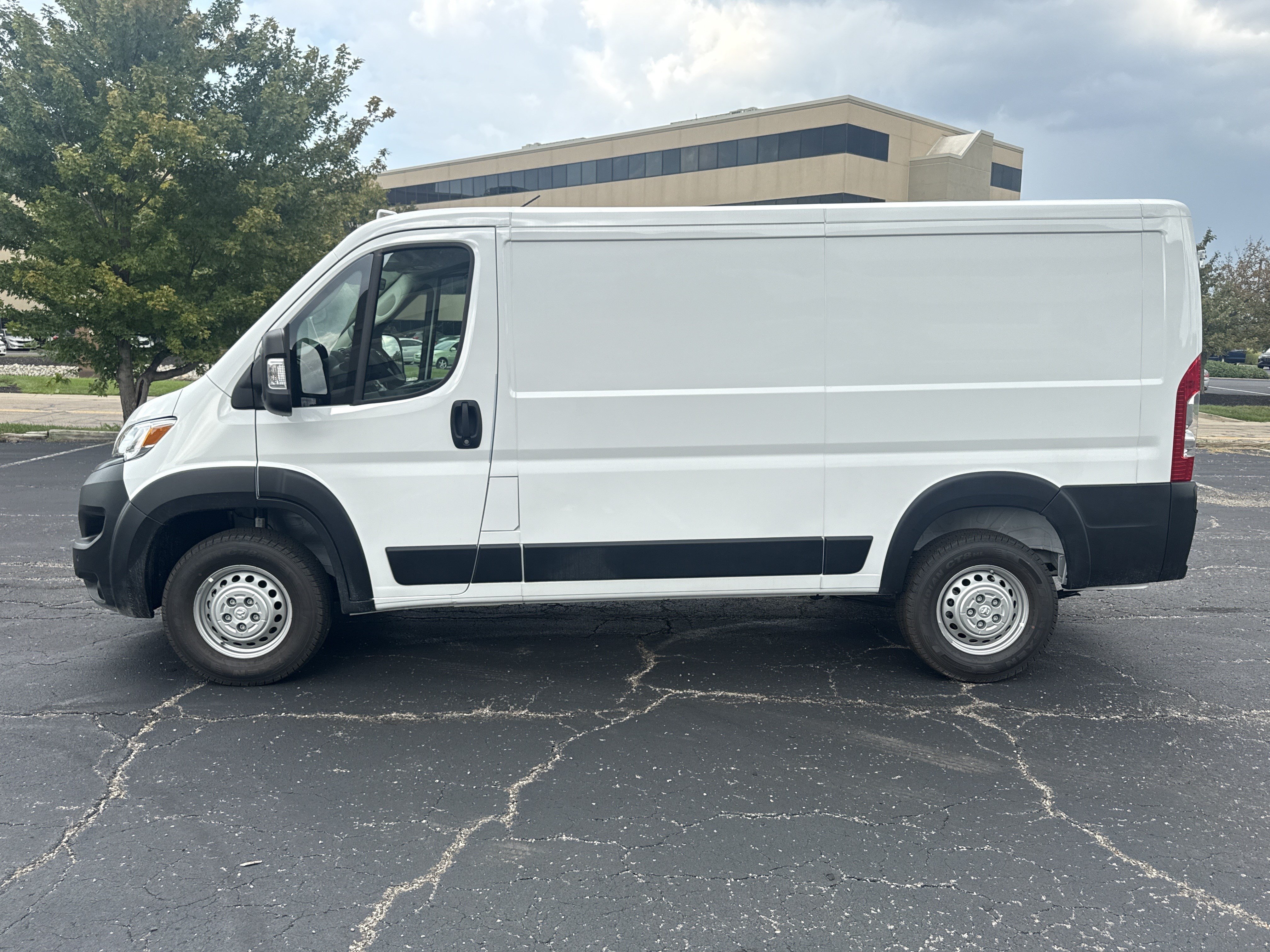 New 2026 RAM ProMaster 2500 w/ Safety Group FWD image 5