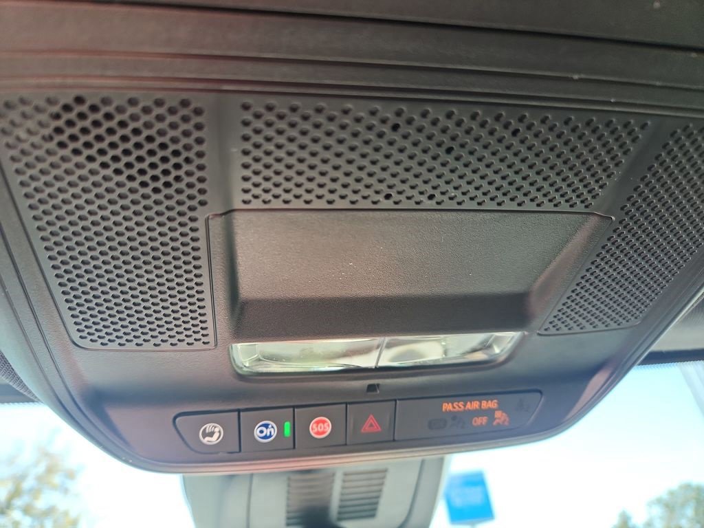 New 2026 Chevrolet Equinox ACTIV w/ LPO, Floor Liner Package image 17