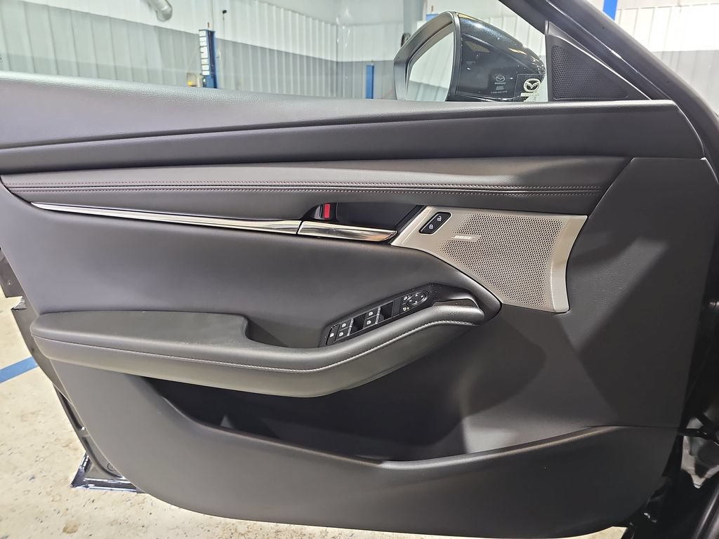 New 2026 MAZDA MAZDA3 2.5 S Hatchback w/ Premium Pkg FWD image 28