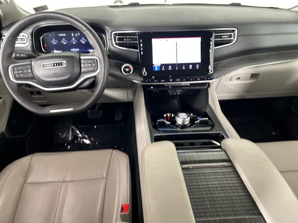 Used 2024 Jeep Wagoneer Series III image 19
