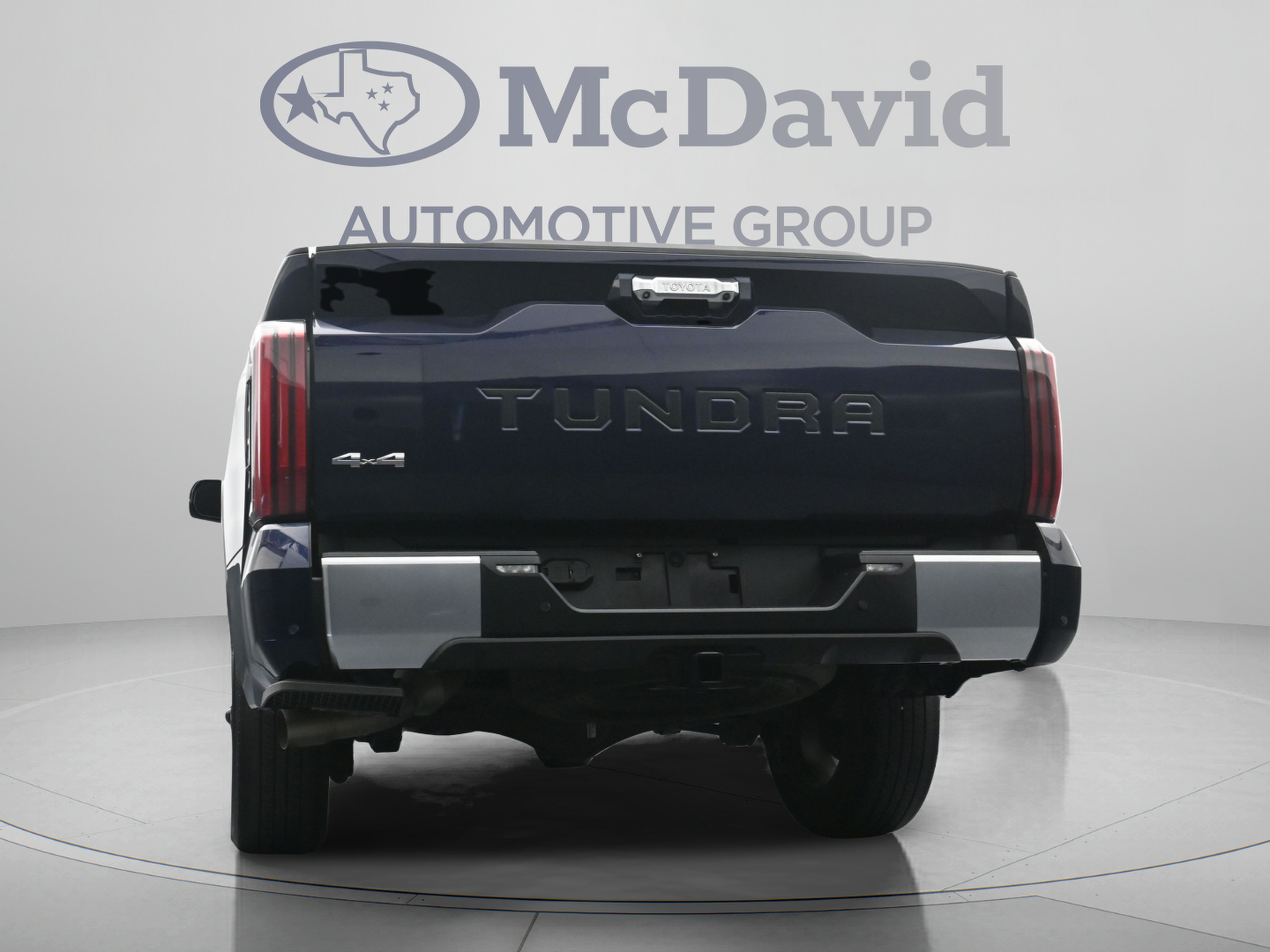 Used 2023 Toyota Tundra Limited AWD/4WD image 29