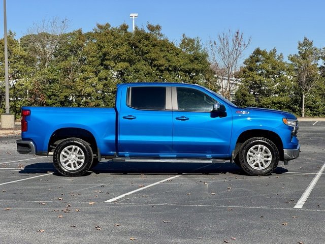 Used 2024 Chevrolet Silverado 1500 LT w/ Z71 Off-Road Package image 9