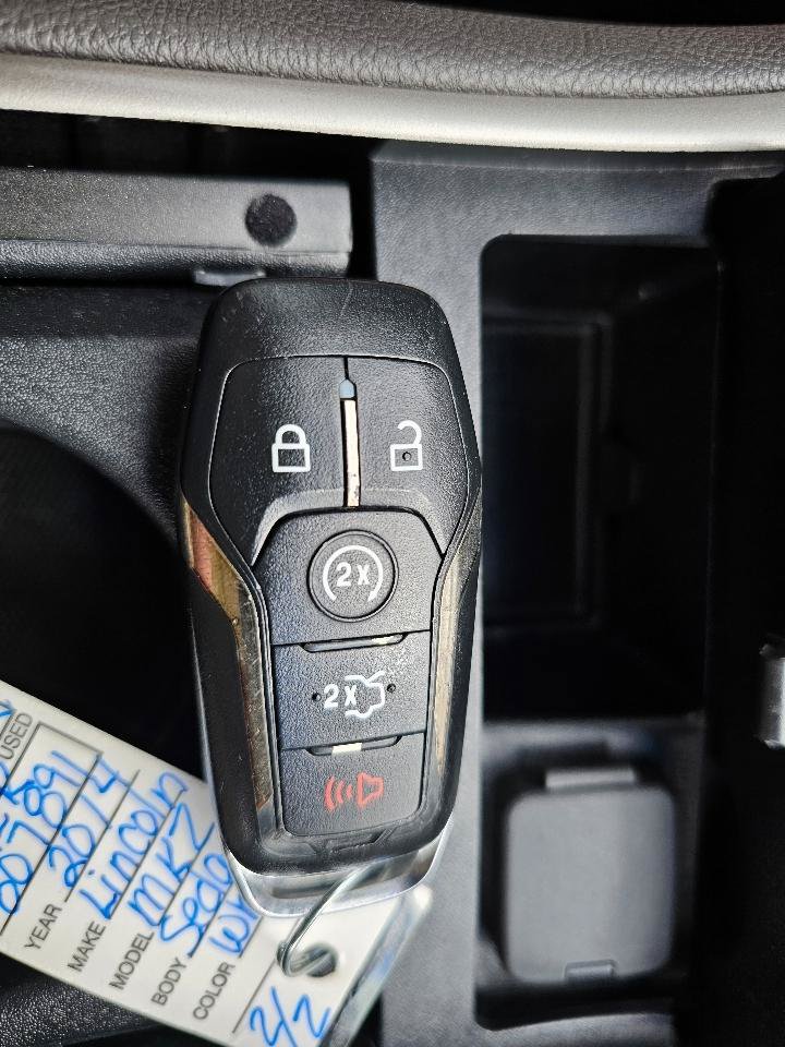 Used 2014 Lincoln MKZ Hybrid w/ Equipment Group 202A Reserve FWD image 26