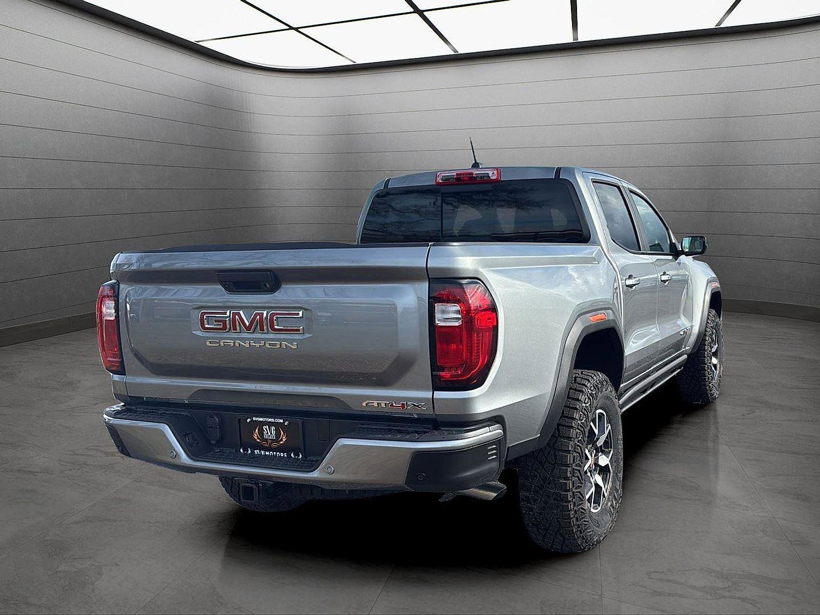 New 2025 GMC Canyon AT4 w/ AT4X Package image 5