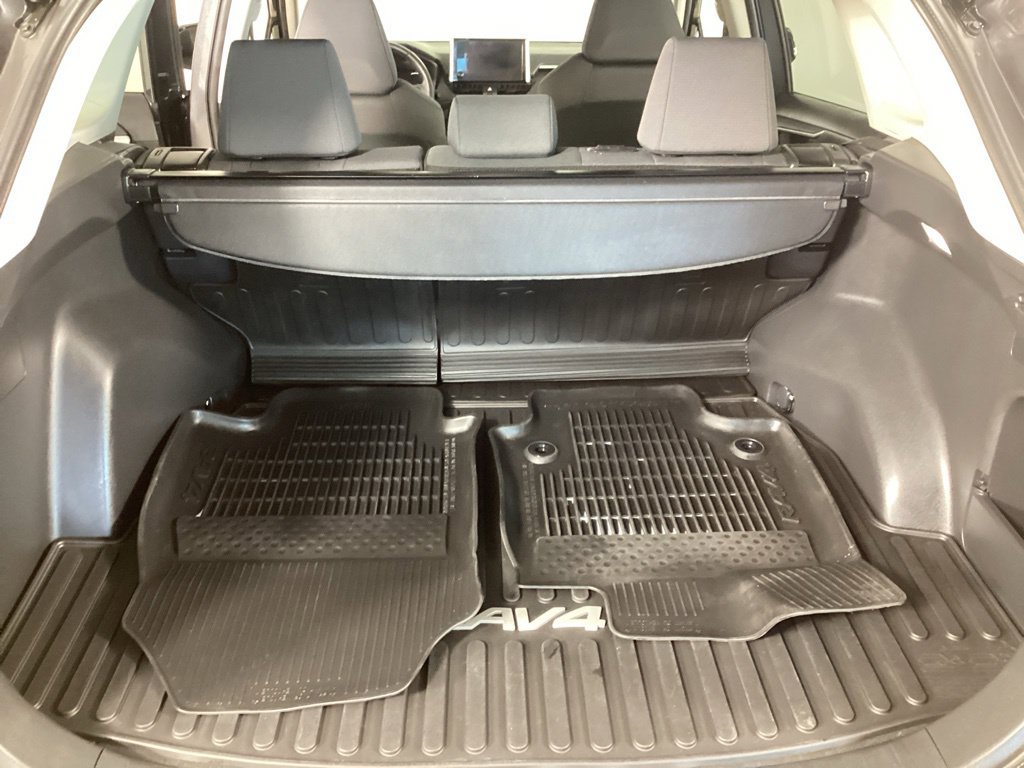 Used 2024 Toyota RAV4 XLE w/ Convenience Package AWD/4WD image 29