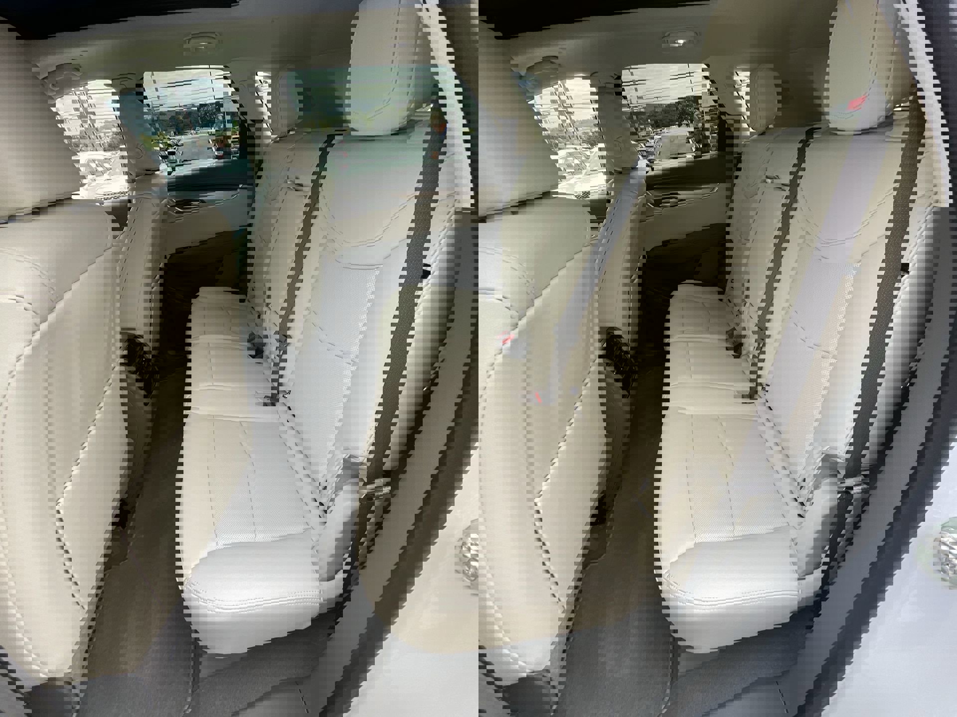 Certified 2024 Cadillac XT5 Premium Luxury w/ Technology Package image 28