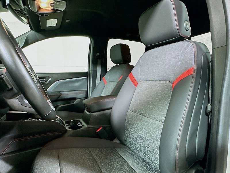 Used 2023 Chevrolet Colorado Z71 w/ Z71 Convenience Package 2 image 10