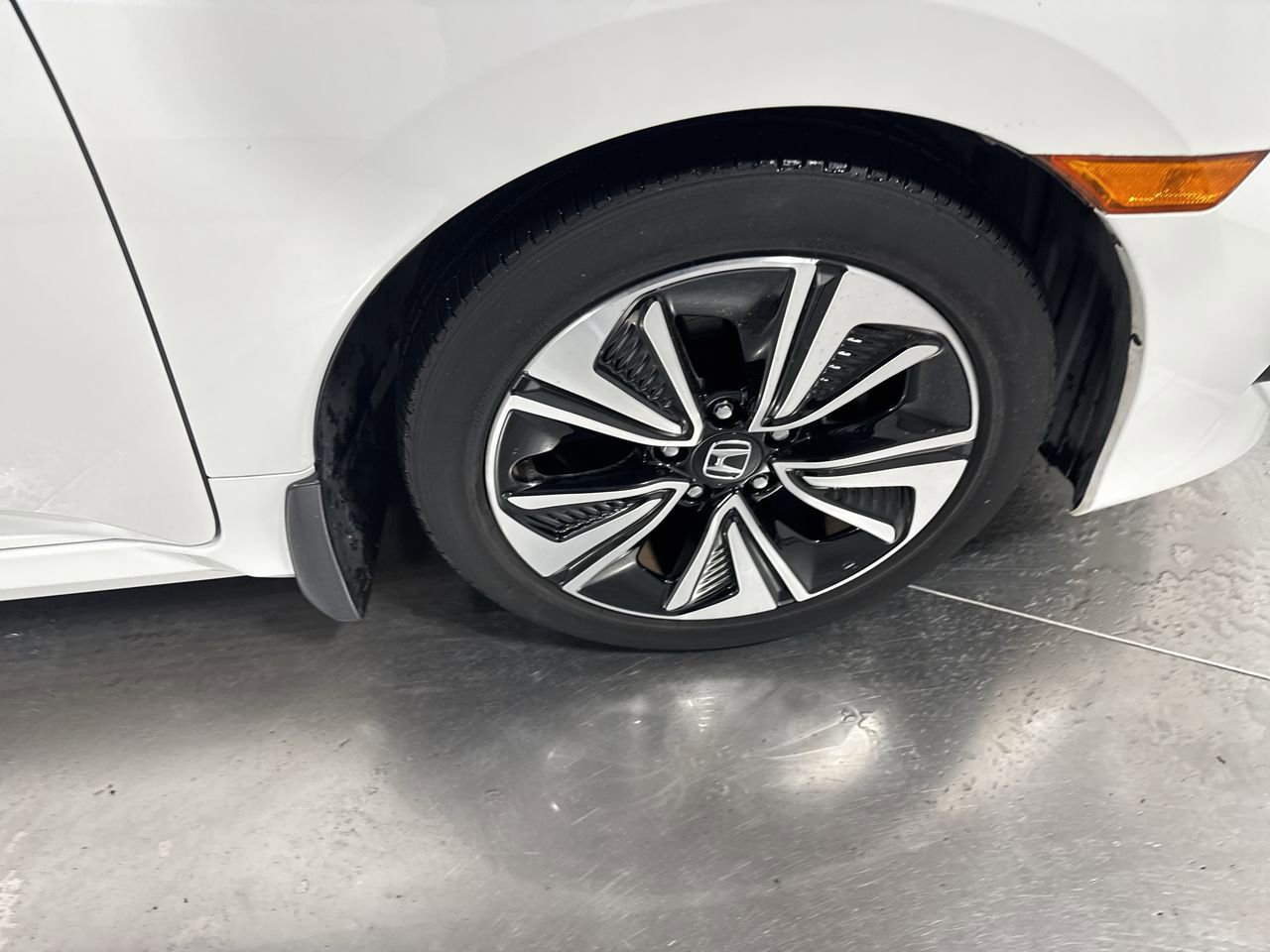 Used 2016 Honda Civic EX-T image 14