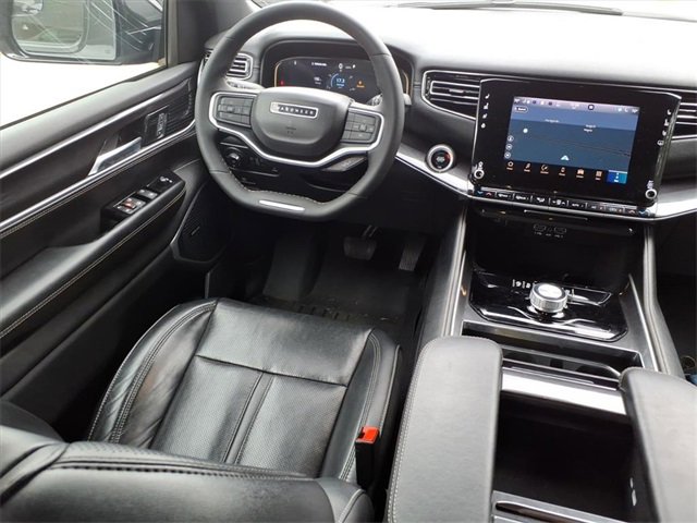 Used 2024 Jeep Wagoneer 2WD w/ Premium Group I image 5
