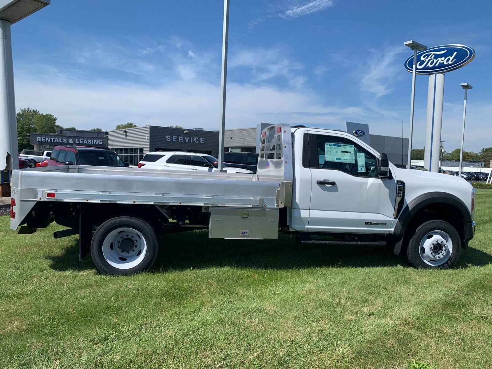 New 2026 Ford F450 XL w/ XL Chrome Package AWD/4WD image 2