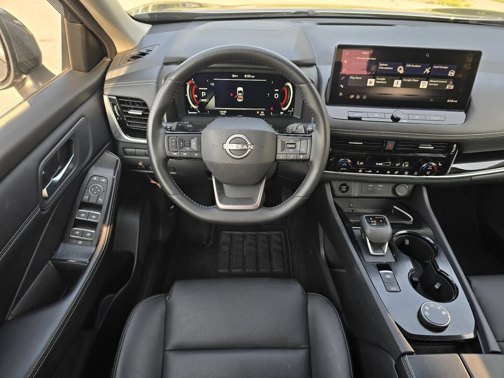 Used 2025 Nissan Rogue SL AWD/4WD image 13