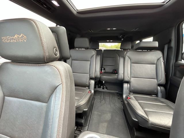 Used 2021 Chevrolet Suburban High Country AWD/4WD image 48