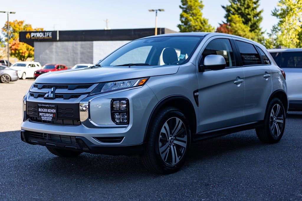 New 2025 Mitsubishi Outlander Sport ES image 4