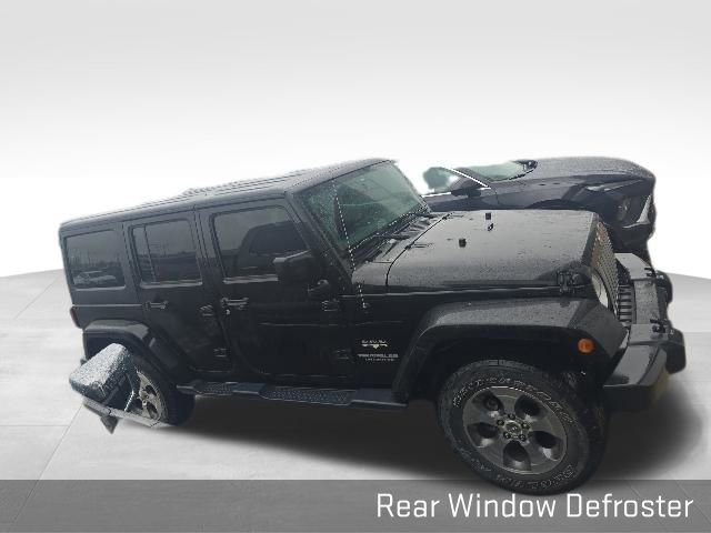 Used 2017 Jeep Wrangler Unlimited Sahara w/ Connectivity Group AWD/4WD image 11