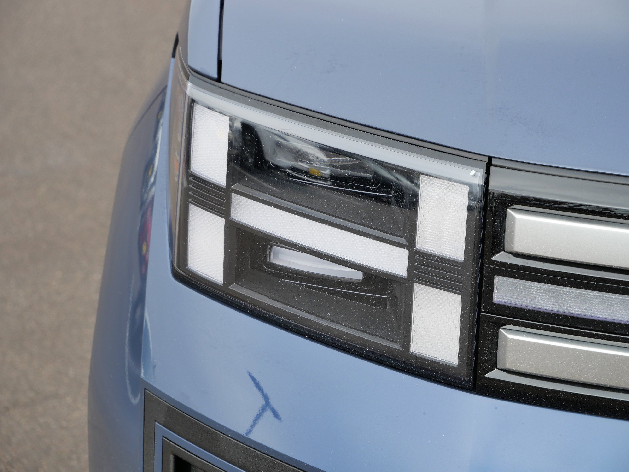 Certified 2026 Hyundai Santa Fe SEL w/ Tow & Go Package image 16