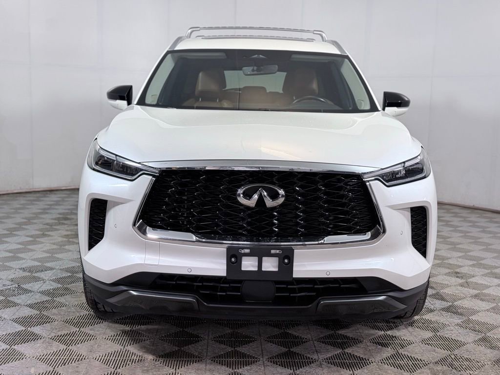 Used 2023 INFINITI QX60 Sensory w/ Cargo Package image 10