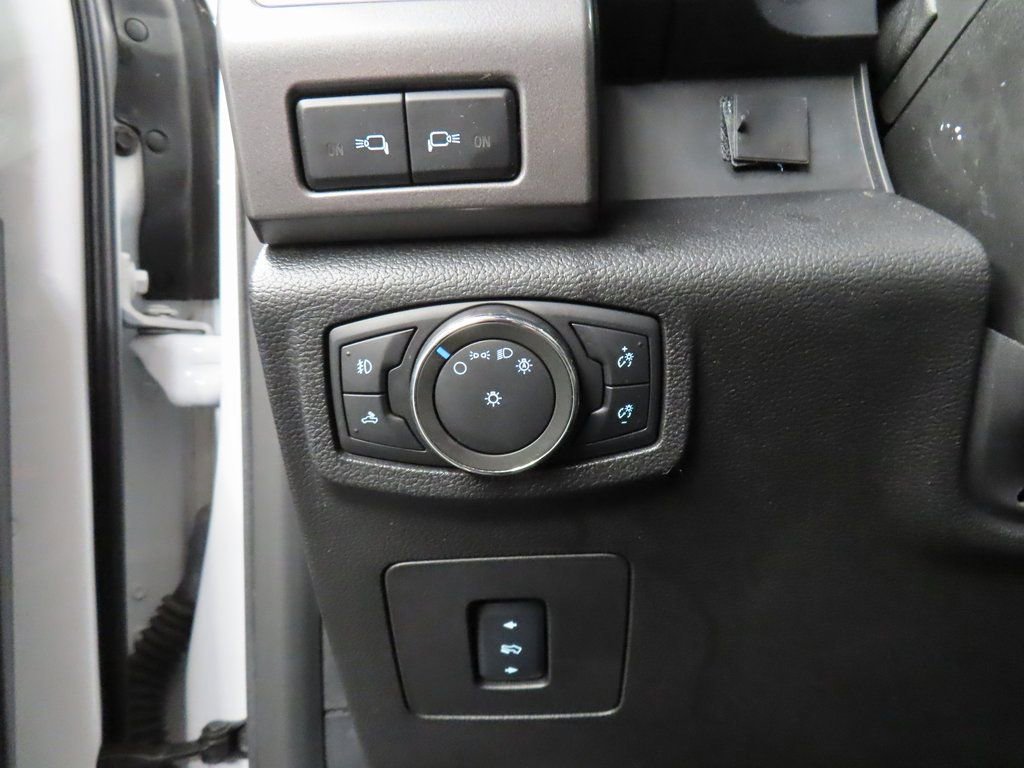 Used 2017 Ford F150 XLT w/ Equipment Group 302A Luxury image 39