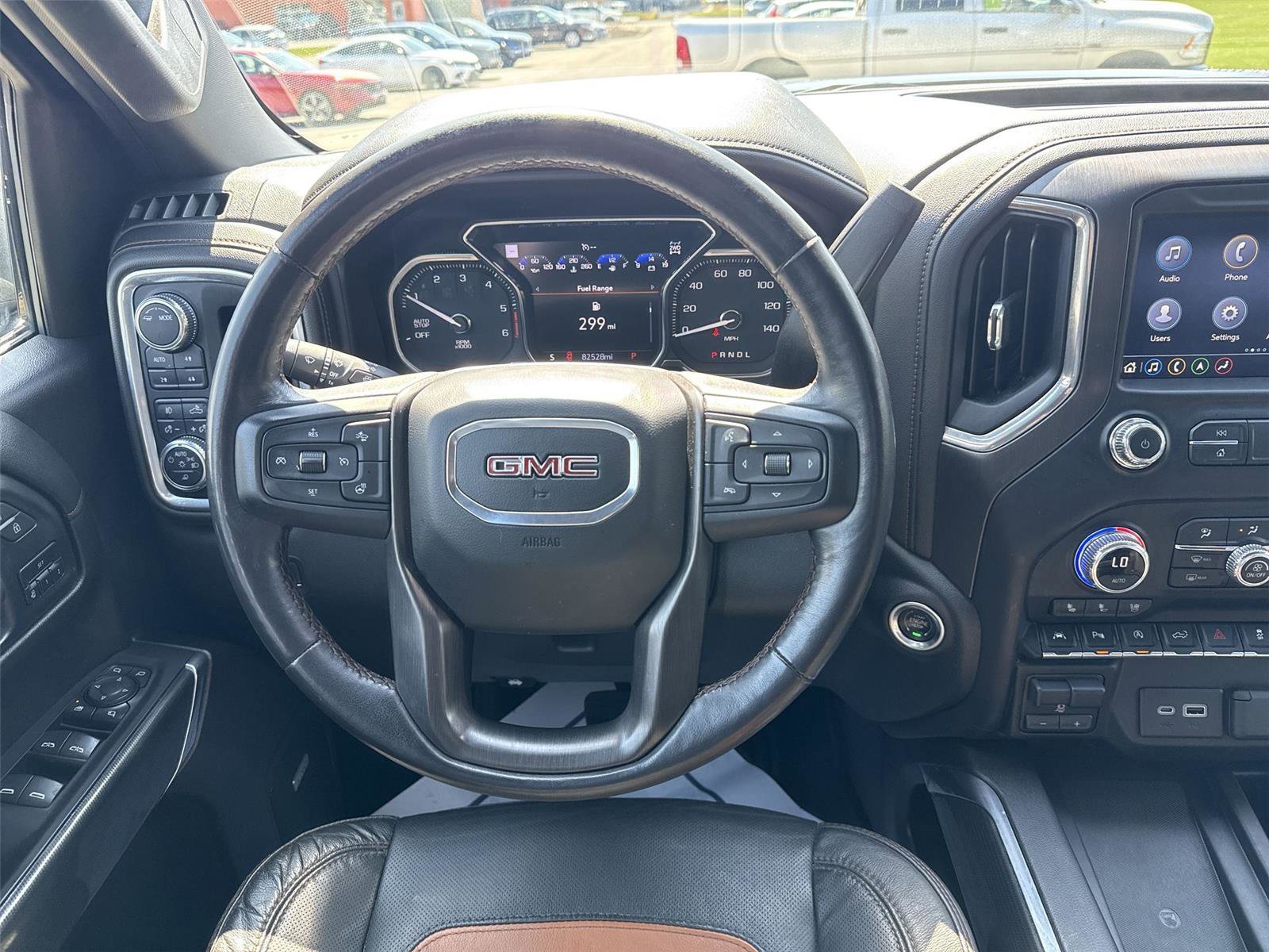 Used 2021 GMC Sierra 1500 AT4 w/ Technology Package AWD/4WD image 11
