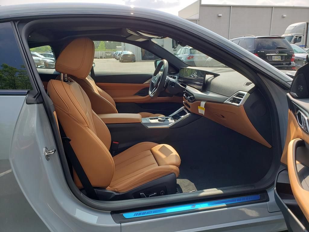 New 2026 BMW 440i xDrive Coupe w/ Parking Assistance Package AWD/4WD image 7
