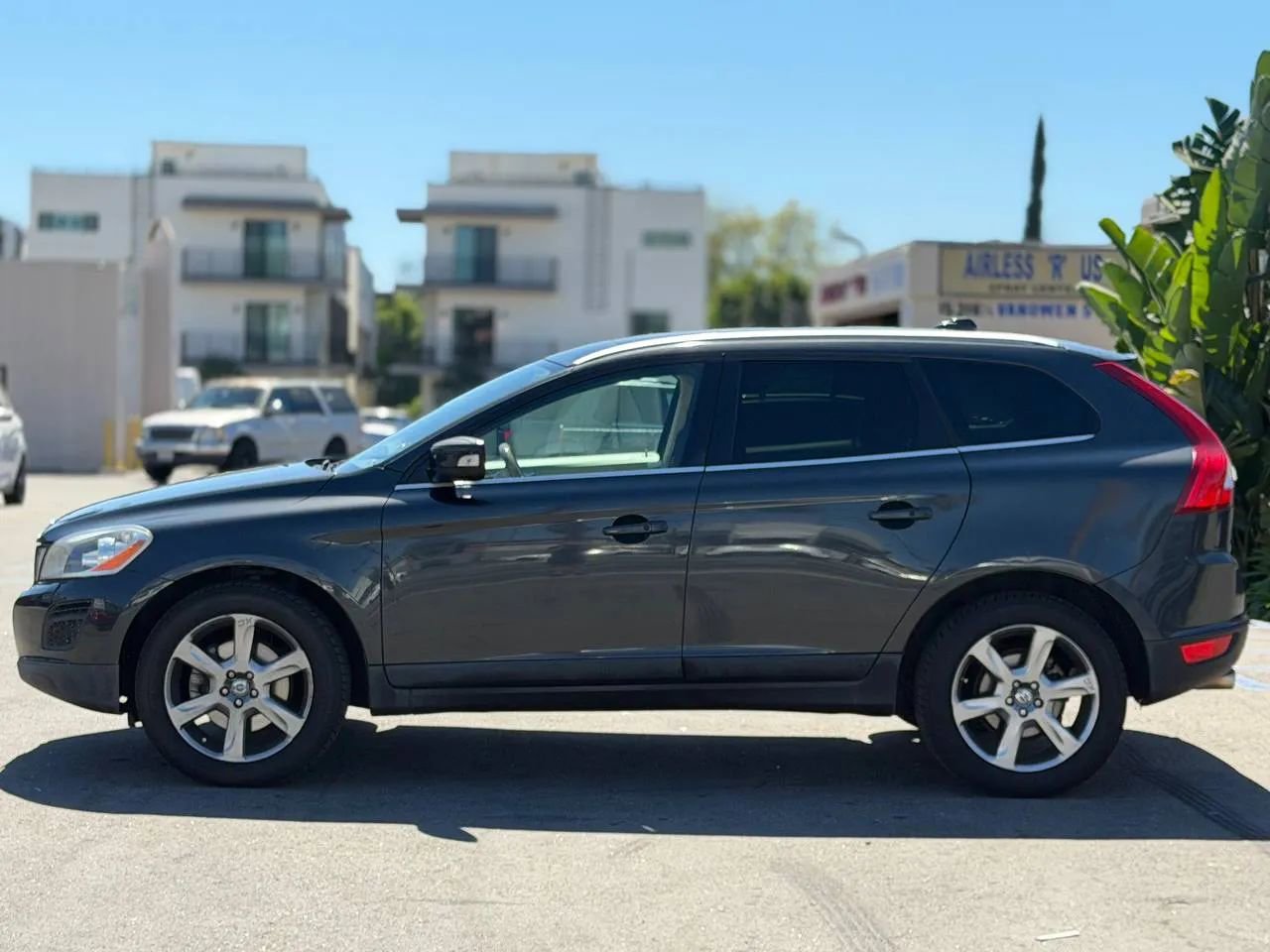 Used 2013 Volvo XC60 3.2 FWD image 9