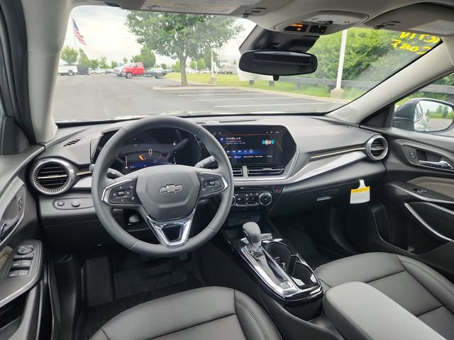 New 2026 Chevrolet Trax ACTIV w/ Driver Confidence Package FWD image 14