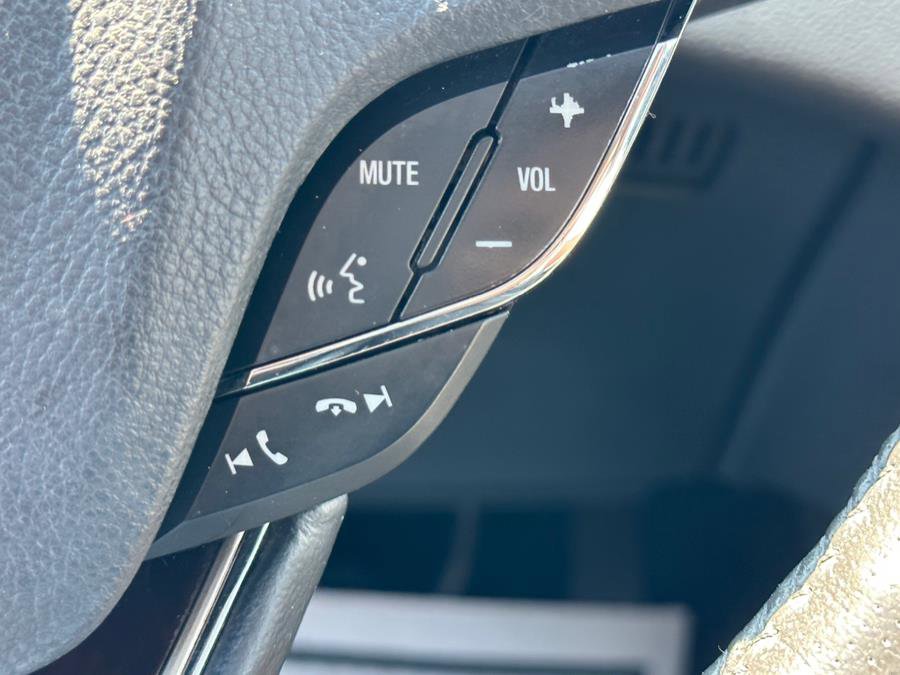 Used 2013 Lincoln MKZ FWD image 25