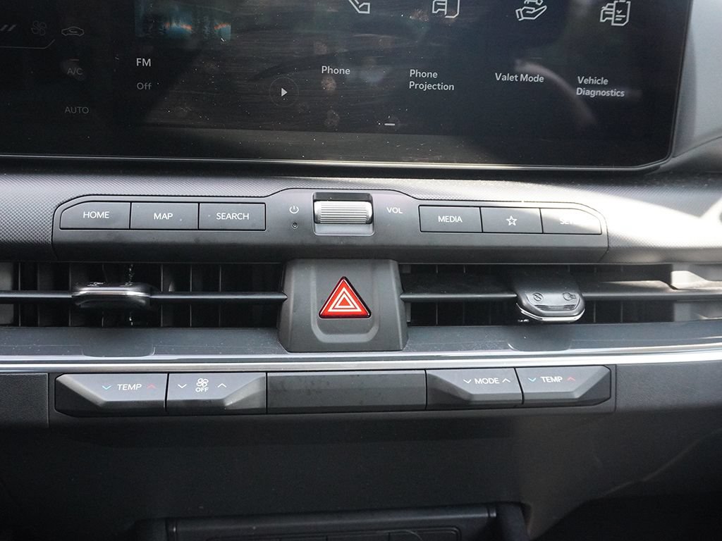 Certified 2025 Kia K4 EX FWD image 44