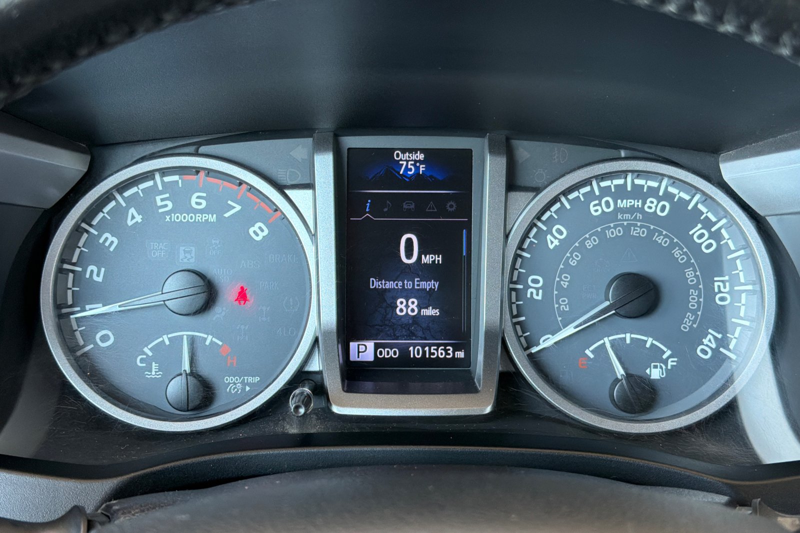 Used 2016 Toyota Tacoma SR5 RWD image 19