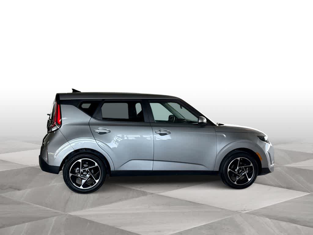 Used 2024 Kia Soul EX FWD image 9