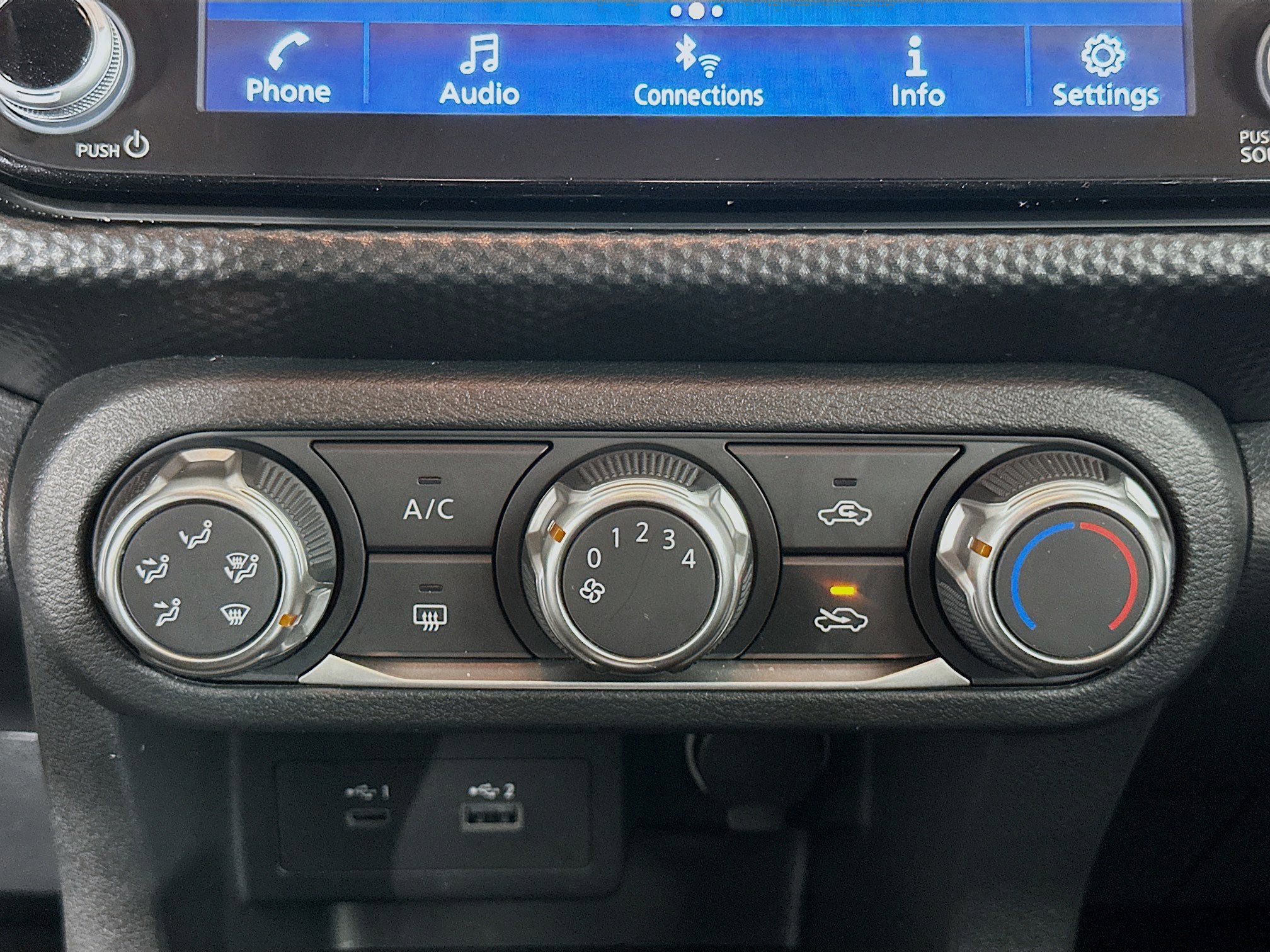 Used 2024 Nissan Kicks SV w/ Exterior Package image 23