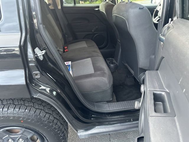 Used 2016 Jeep Patriot Sport image 15