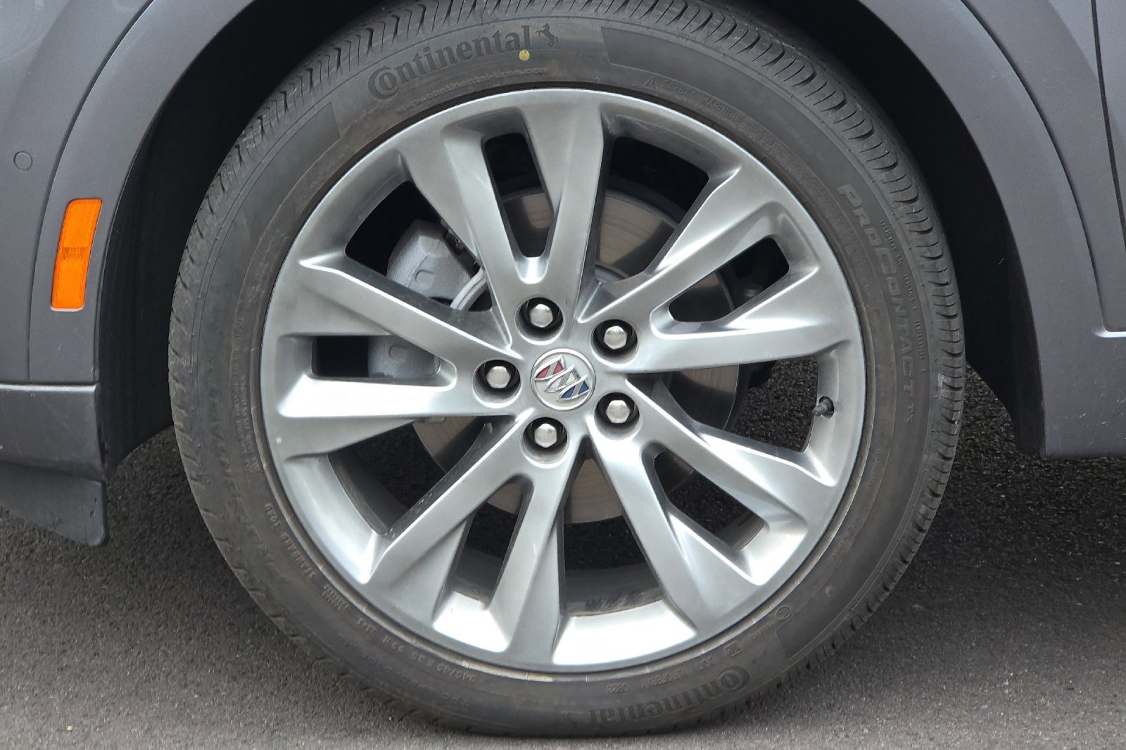 Used 2022 Buick Envision Avenir w/ Technology Package II image 26