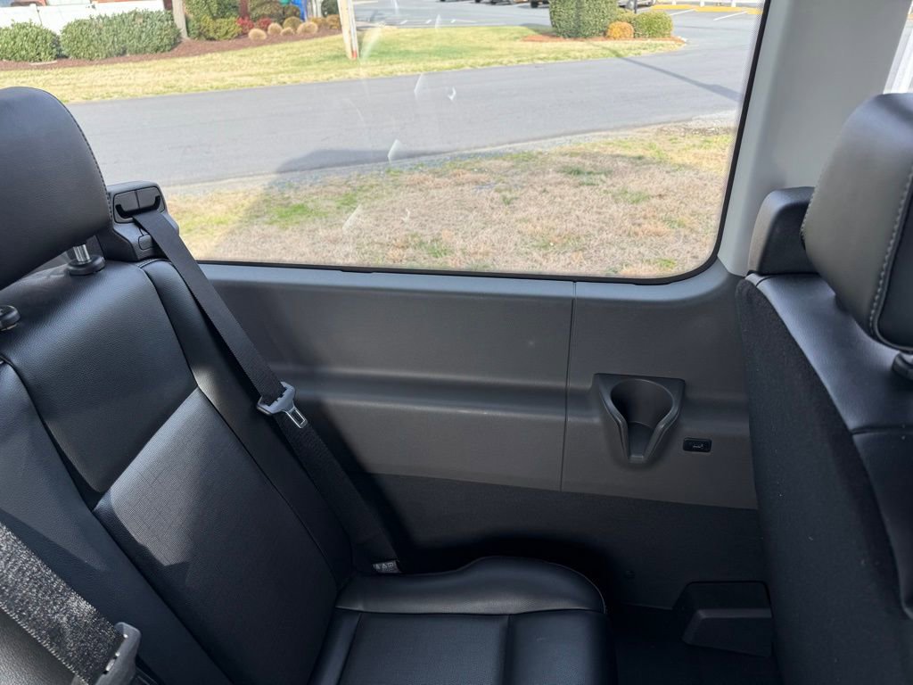 Used 2020 Ford Transit 350 XL image 44