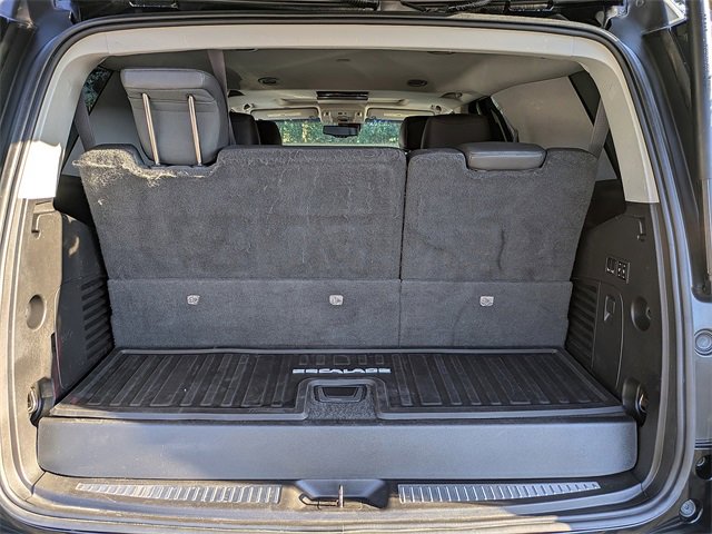 Used 2015 Cadillac Escalade Premium image 12