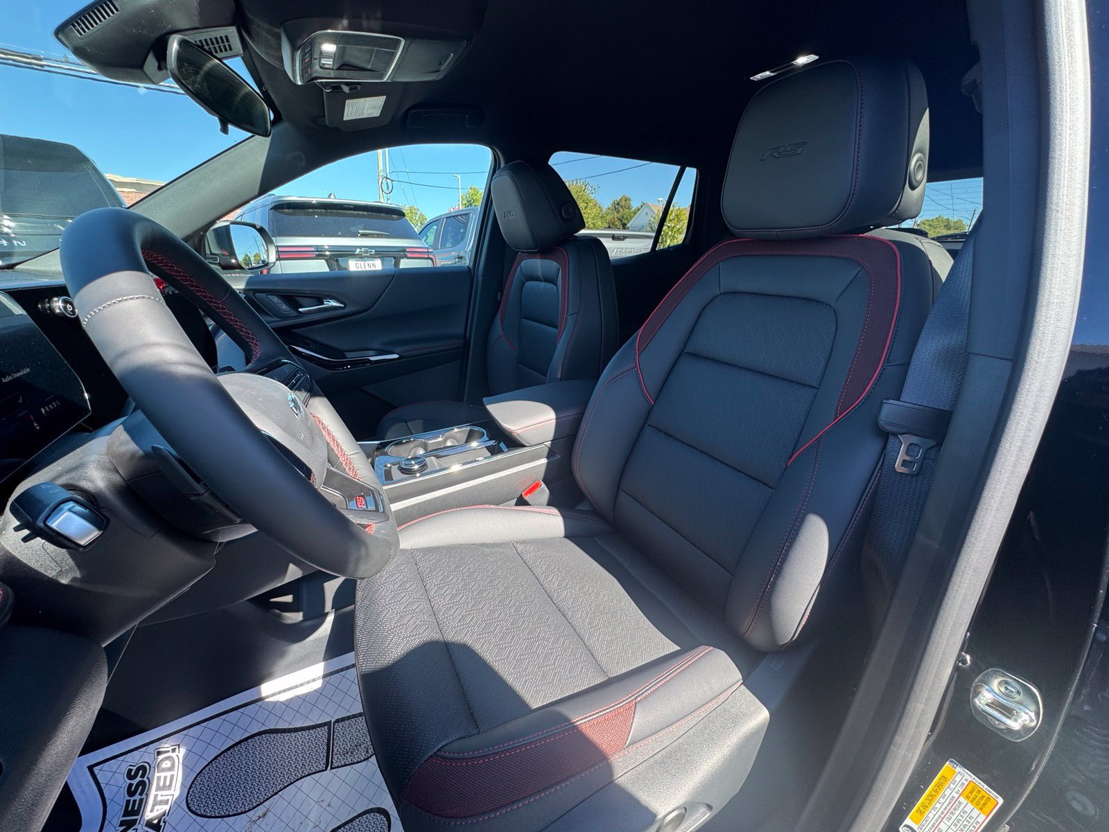 New 2027 Chevrolet Equinox RS FWD image 13